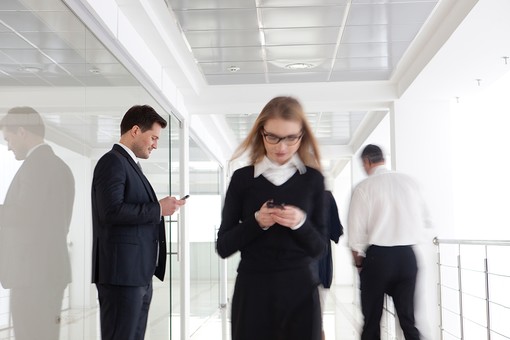 30代の社内恋愛を徹底解説 アプローチから告白のプロセスまで 別れたら気まずい 3qs サンキューズ