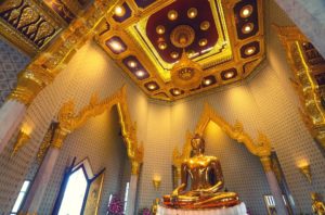 黄金の仏像