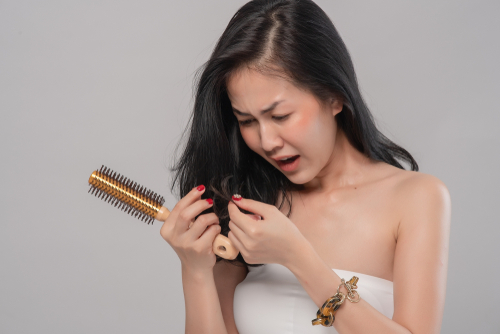 【通販・市販別】30代女性におすすめの育毛剤16選！あなたの髪の悩みを解決する選び方も徹底解説