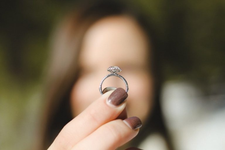 30代女性におすすめなリング・指輪！指元からおしゃれな感じが欲しい場合は何を選べばいい？