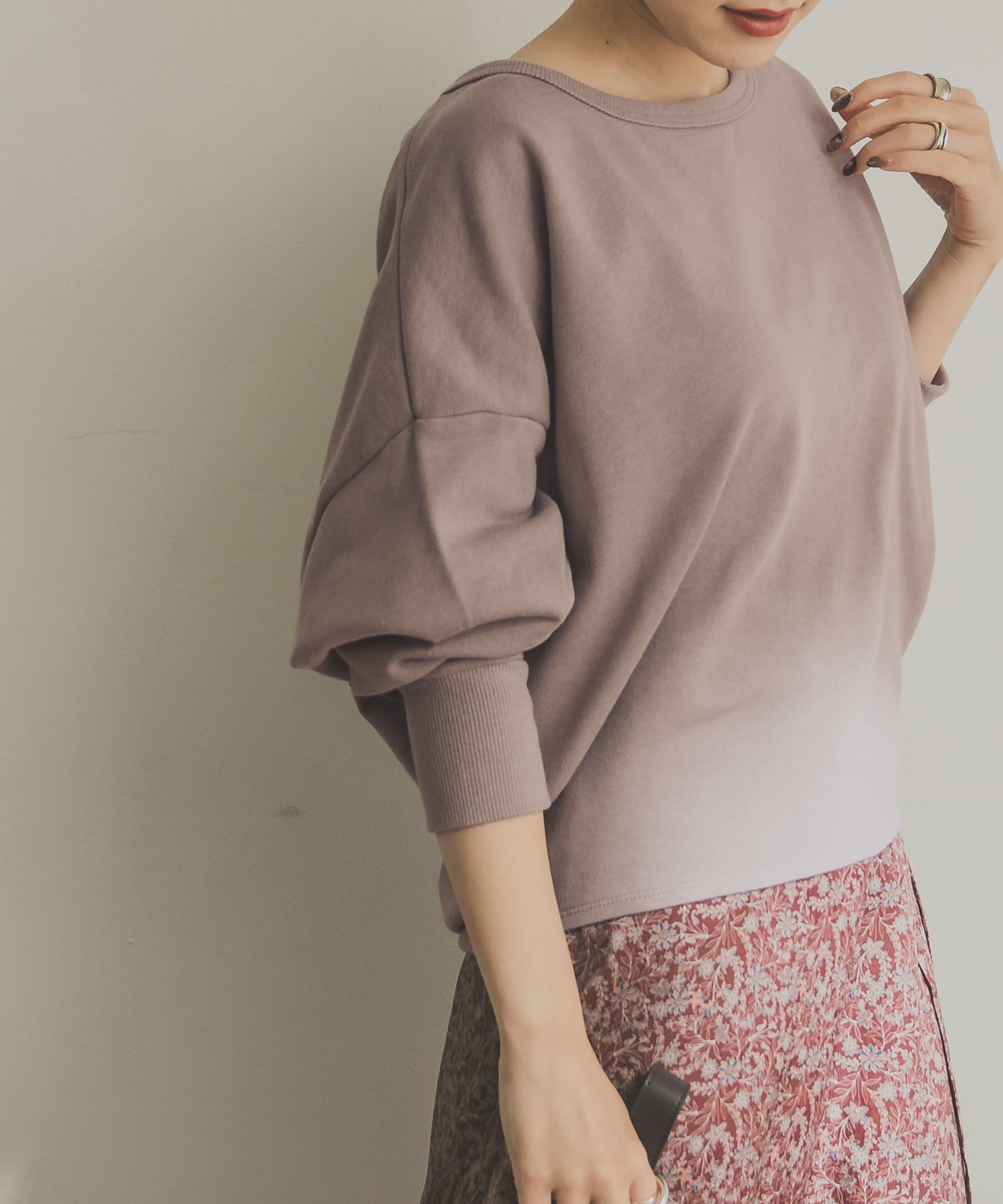 URBAN RESEARCH ショート丈コクーンスウェット