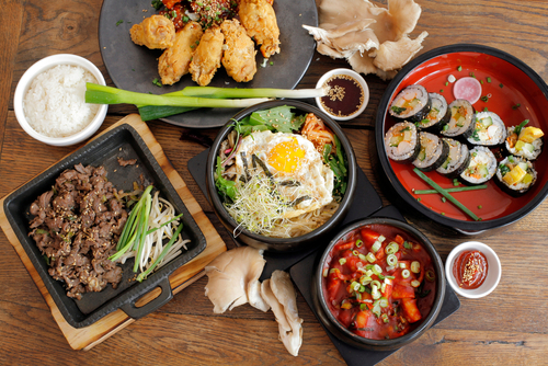 Korean,Food,,Bibimpap,,Bulgogi,,Kimpap,,Tteok,Boggi