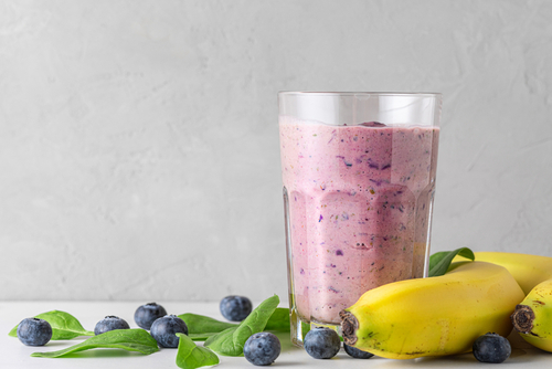 Blueberry,,Banana,And,Spinach,Smoothie,Or,Milkshake,In,A,Glass